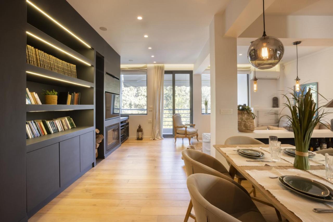 Elegant, Chic, Hip 2 Bedroom W/ Forest View In Athens! Exteriér fotografie