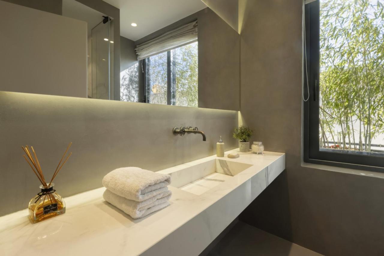 Elegant, Chic, Hip 2 Bedroom W/ Forest View In Athens! Exteriér fotografie